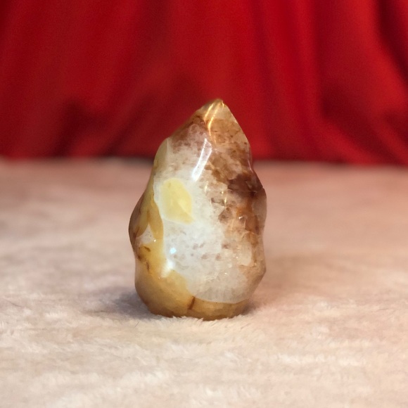 Carnelian Flame - Picture 4 of 9